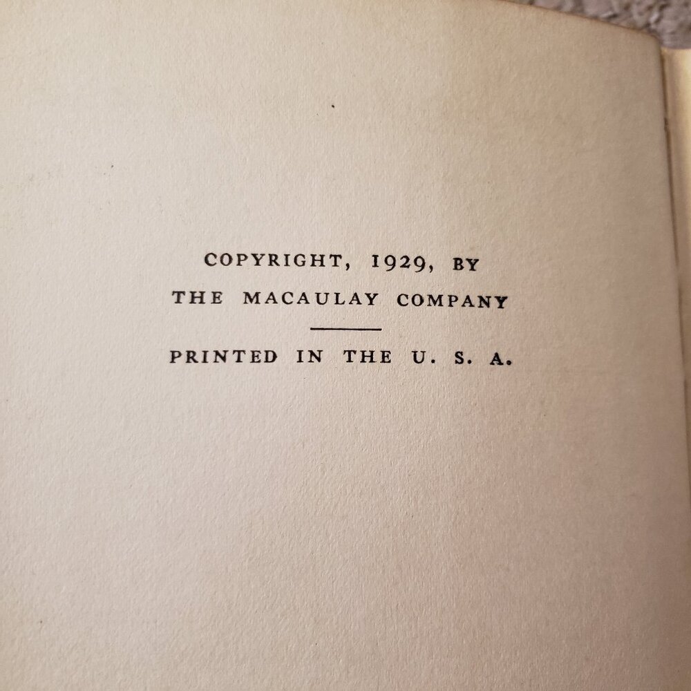 Vintage autumal palette themed book set - Picture 13 of 15